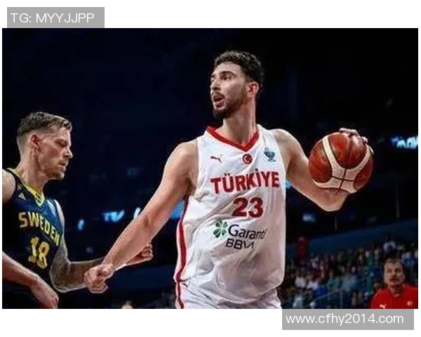 上海篮球队在欧锦赛中的战术意识与团队配合表现分析 上海篮球队在欧锦赛中的战术意识与团队配合表现分析