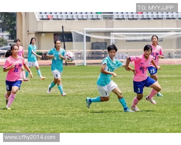 赛后分析：杭州足球队与成都足球队的战术意识与表现对比